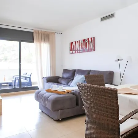 Διαμέρισμα Turo 6 Family Flat With Pool And Playground