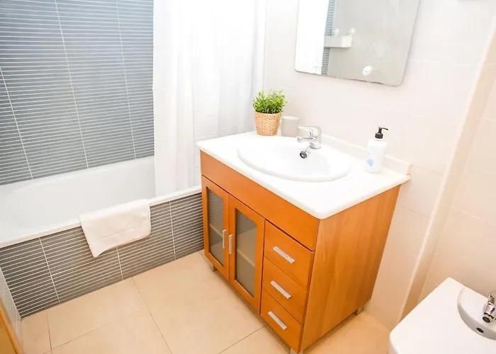 Turo 6 Family Flat With Pool And Playground Lejlighed *