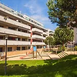 Apartment Turo 6 Family Flat With Pool And Playground *