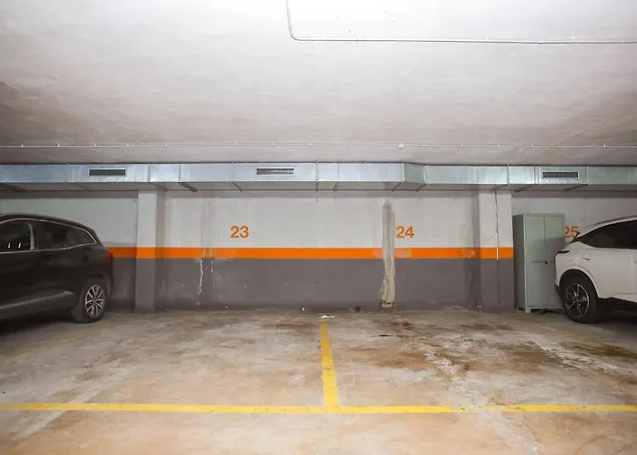 Turo 6 Family Flat With Pool And Playground Appartement Lloret de Mar